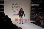 at Gen Next show at Lakme Fashion Week 2011 Day 1 in Grand Hyatt, Mumbai on 10th March 2011 (127).JPG